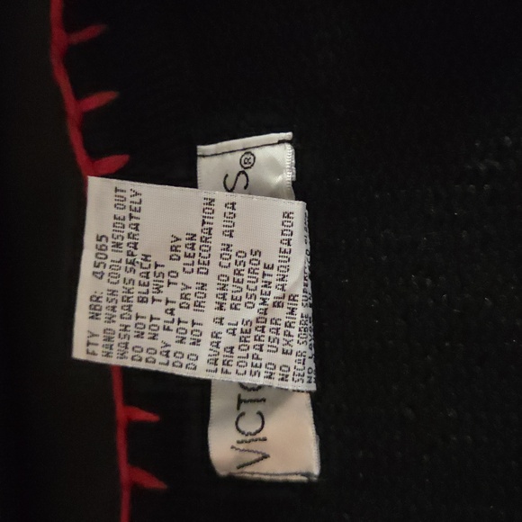 Black Vest with Red Floral Embroidery - Picture 5 of 5